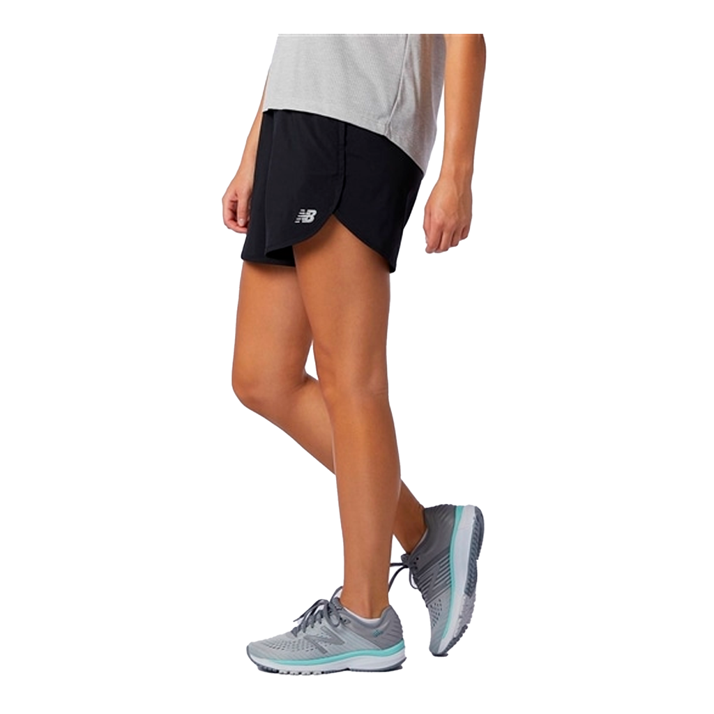 Short de mujer New Balance Accelerate 5 Inch Negro
