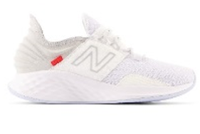 Zapato de Hombre New Balance Fresh Foam Roav Blanco/Gris (copiar)