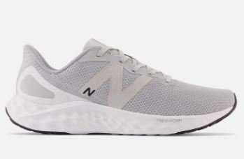 Zapato de Hombre New Balance Fresh Foam Arishi V4 Gris
